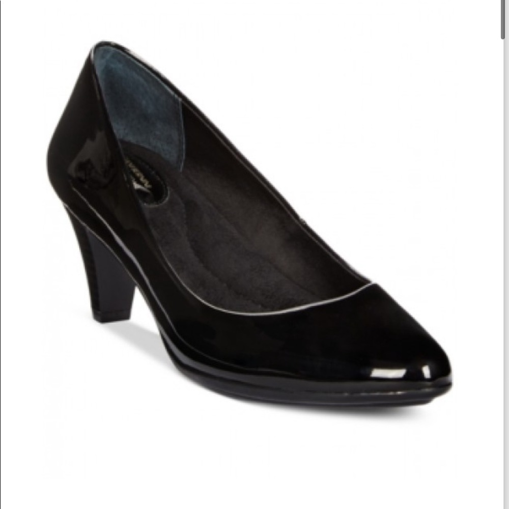 Giani Bernini Memory Foam Tessah Pumps - image 1